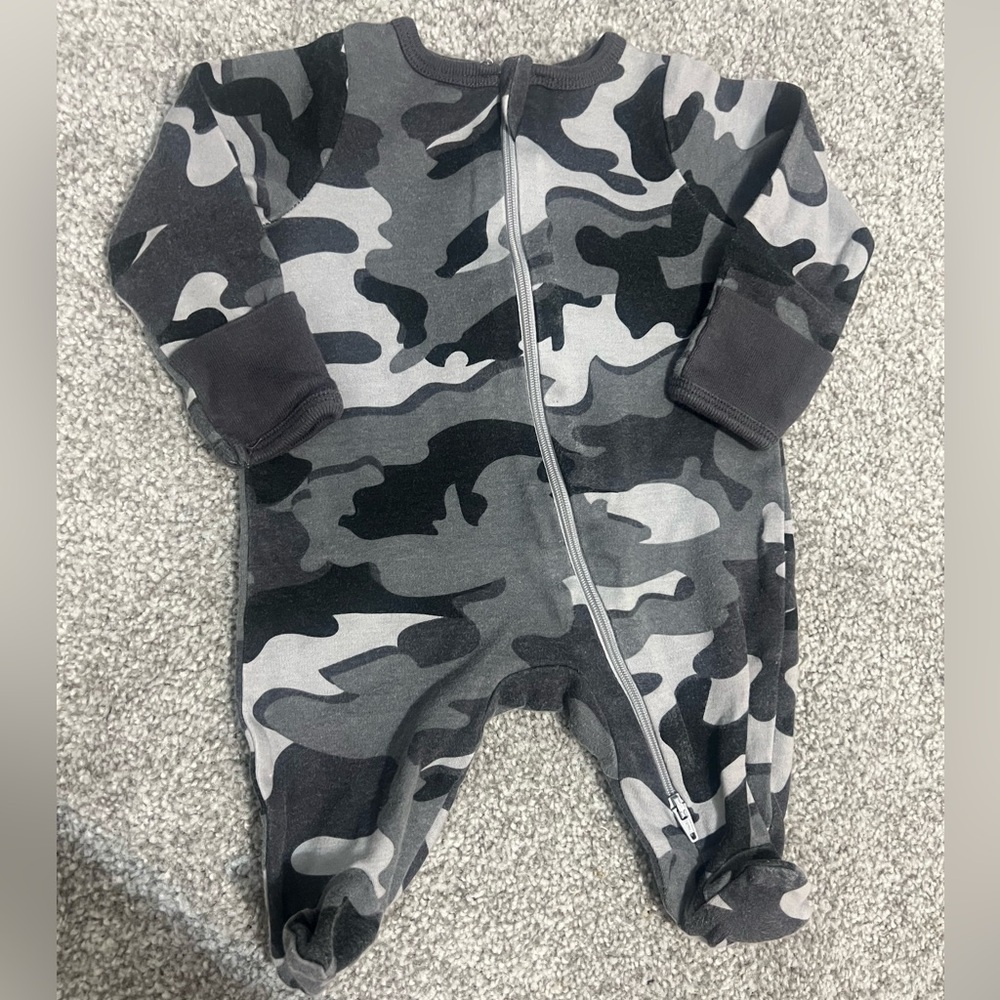 Wonder Nation Camo Sleep N Play - Newborn